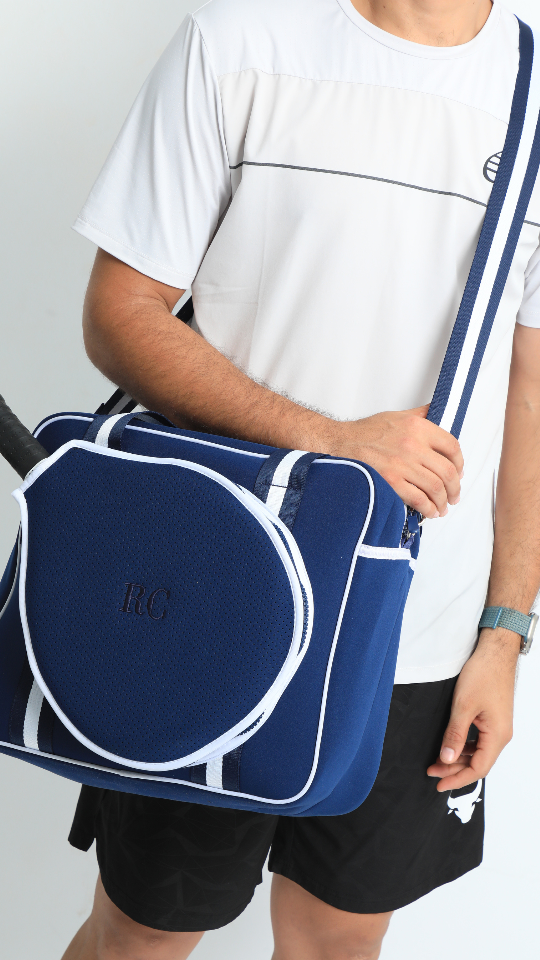 GO SMASH - Navy & White