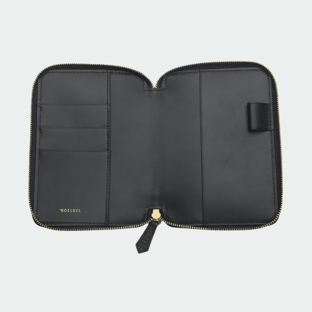 Noir Lizard Passport Holder