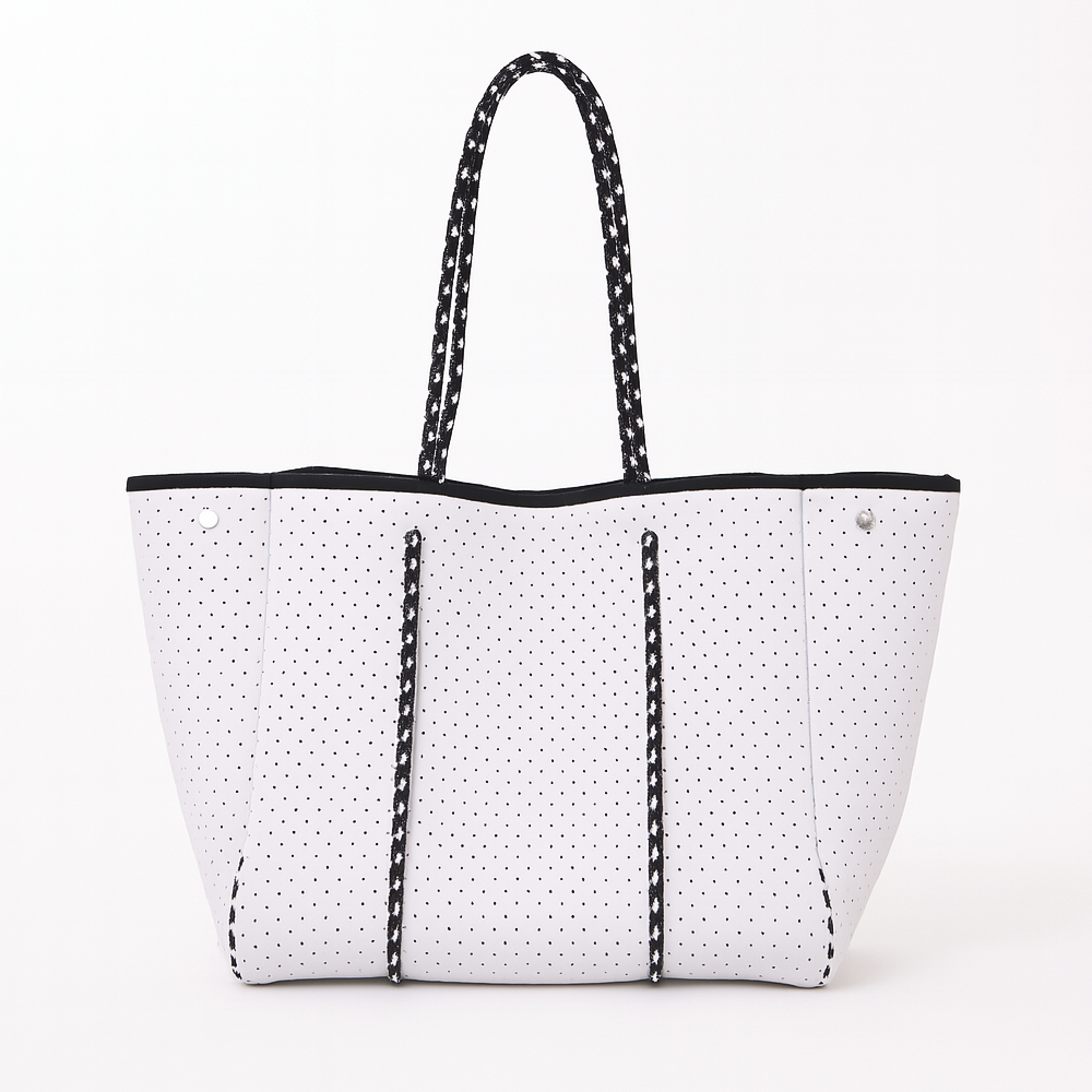 TOTE - Snow Black